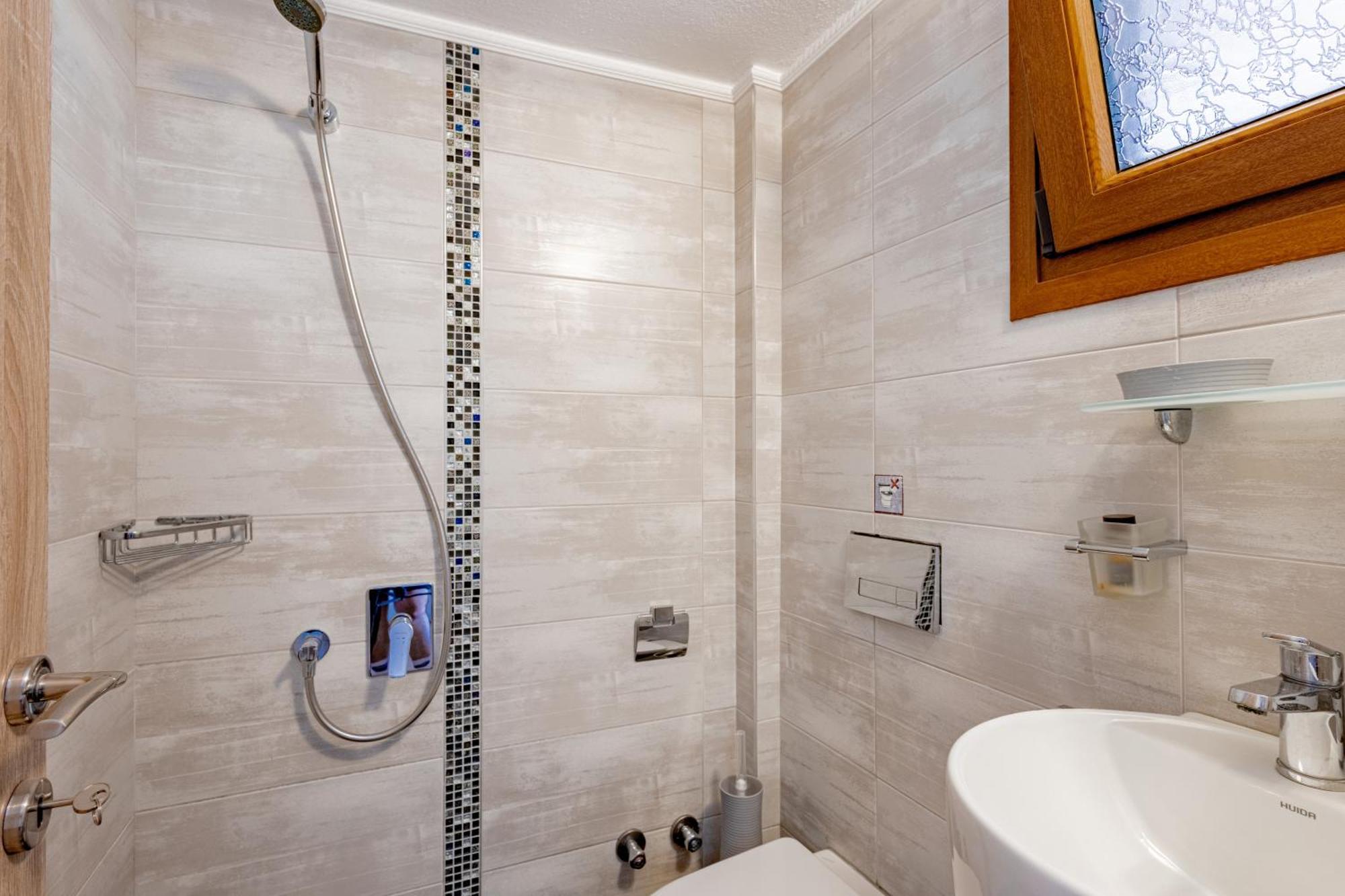 Villa Chara Đảo Amolianí Ngoại thất bức ảnh